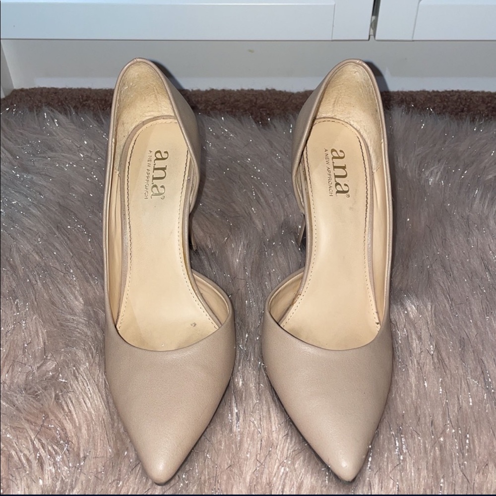 A.N.A. Nude Pointed Toe Pumps Size 5 1/2M